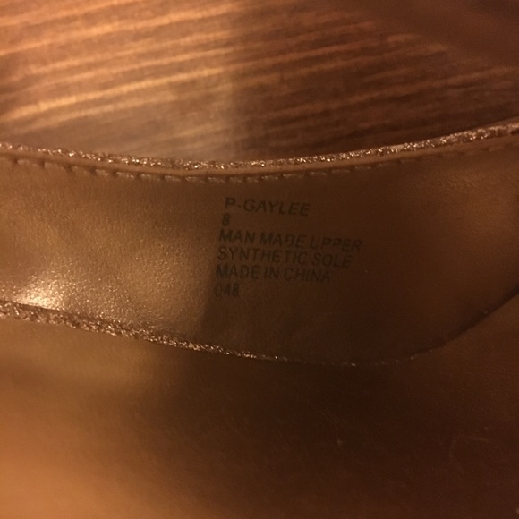 Steve Madden Gold Glitter Pumps - Picture 4 of 4